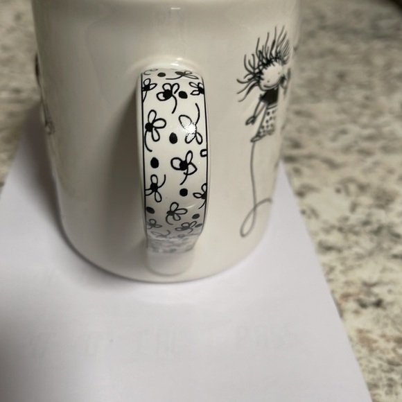 Maid of honor mug with 3D people and heart - Picture 2 of 5